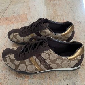 Coach Katelyn Sneakers Size 6